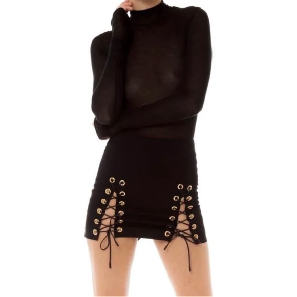 Are You Am I Meili skirt SMALL - Picture 2 of 5